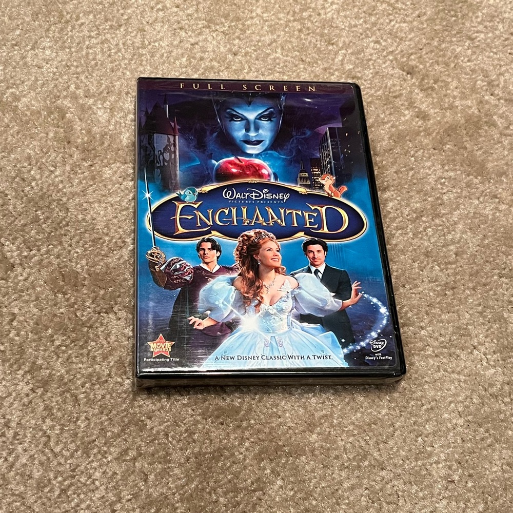 NEW WITH TAGS - Walt Disney Enchanted - Full Screen DVD